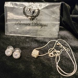 Premier Designs Necklace And Earring Set
